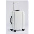 ゼロハリバートン]Classic Lightweight 3.0 Carry-On Travel Case 32L JALロゴ入り  ブラック(ブラック): JALショッピング JAL Mall店｜JAL Mall｜マイルがたまる・つかえる ショッピングモール