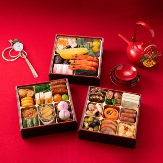 〔横浜ロイヤルパークホテル〕和洋中おせち三段重