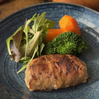 母の日[Judo’s Cook]黒豚肉巻き生ハンバーグ（母の日カード付）