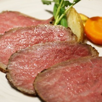 鹿児島黒牛のローストビーフ