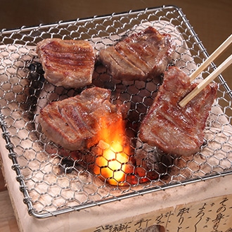 仔牛の牛タン丸ごと一本塩麹熟成（620g）