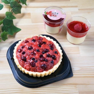 たっぷりベリーのスイーツセット（ミックスベリーホールタルト（5号）1個・木苺プリン2個）
