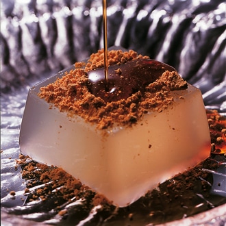 [坂利製麺所]吉野の葛餅 風呂敷包み