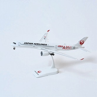 エアバス1/100スケールモデル　飛行機模型