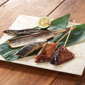 [山藤]片手で食べる串ひもの