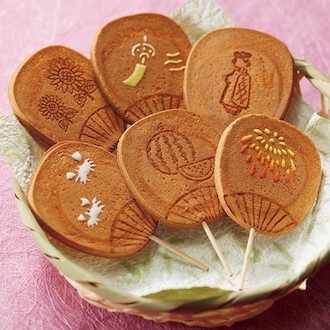 [藤兵衛庵]うちわせんべい