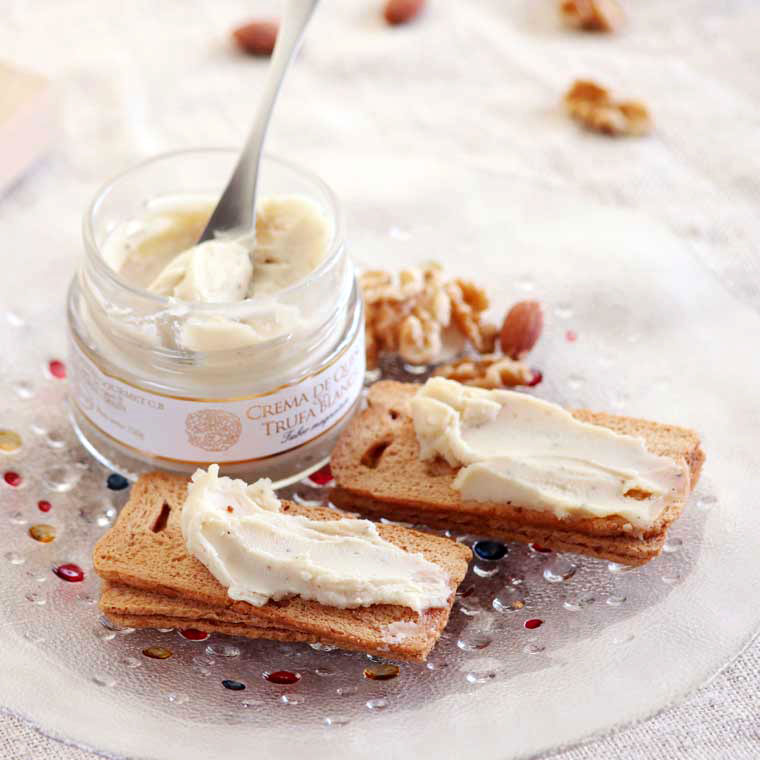 【マイケス・グルメ】白&黒トリュフチーズクリーム 140g