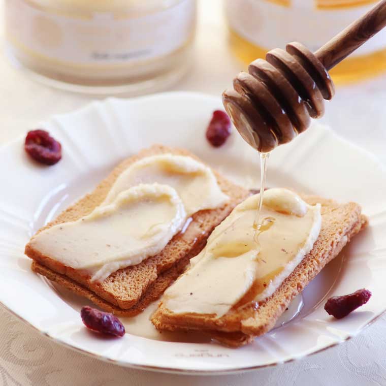 【マイケス・グルメ】白&黒トリュフチーズクリーム 140g