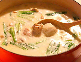 チキンと里芋のチーズクリームシチュー