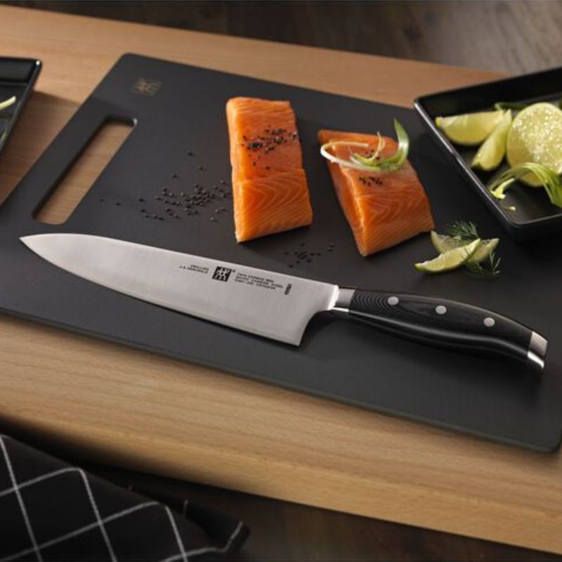 Zwilling ツヴィリング ツインセルマックスM66 包丁 ギフト シェフナイフ 20cm 30861-200: ワイ・ヨット｜JAL  Mall｜マイルがたまる・つかえる ショッピングモール