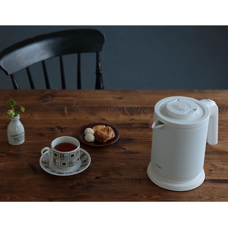 タイガー 電気ケトル マットホワイト PCK-A081WM マットホワイト