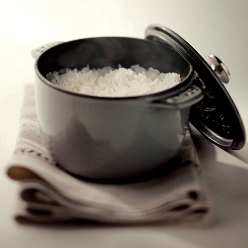 staub ストウブ ラ・ココット de GOHAN 12cm S ブラック 40509-653-0 ご飯鍋 炊飯 1合 鋳物 ホーロー 鍋 炊飯器 IH対応 ブラック 12cm