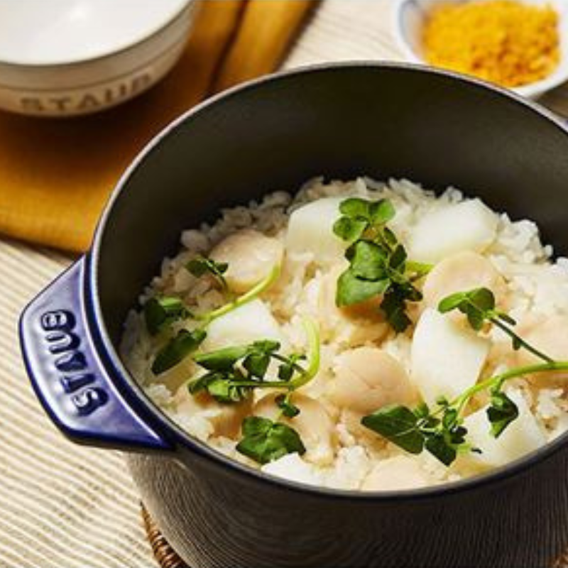 staub ストウブ ラ・ココット de GOHAN 12cm S ブラック 40509-653-0 ご飯鍋 炊飯 1合 鋳物 ホーロー 鍋 炊飯器 IH対応 ブラック 12cm