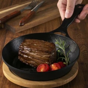 岩鉄鉄器 ダクタイルパン 18cm 黒