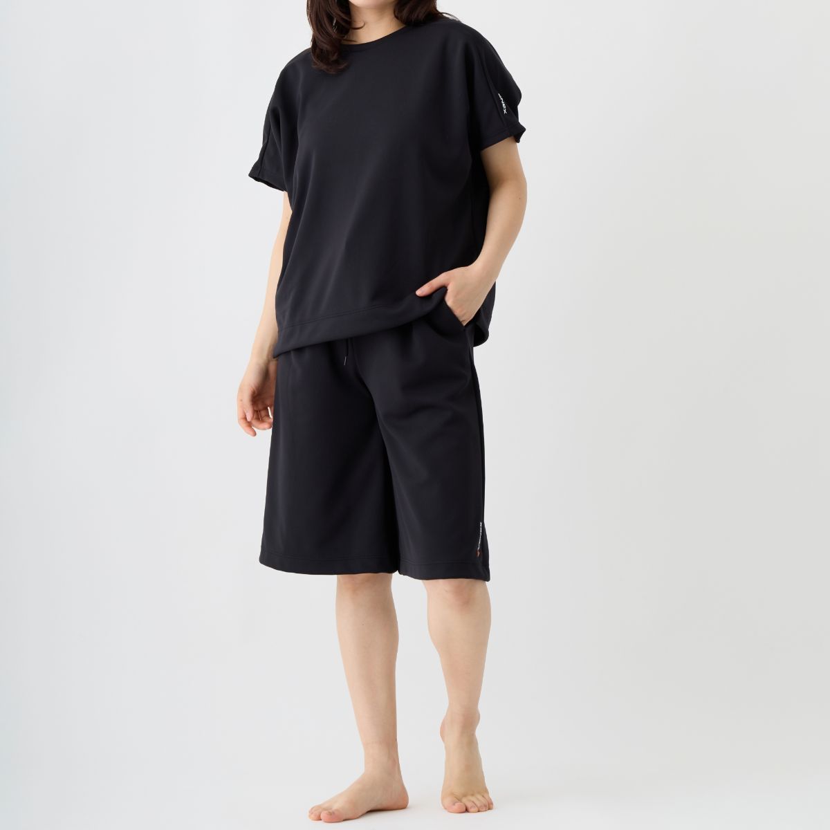 ベネクス リカバリーウェア リカバリームーヴ ≪一般医療機器≫ ショートスリーブ ハーフパンツ 上下セット レディース ブラック