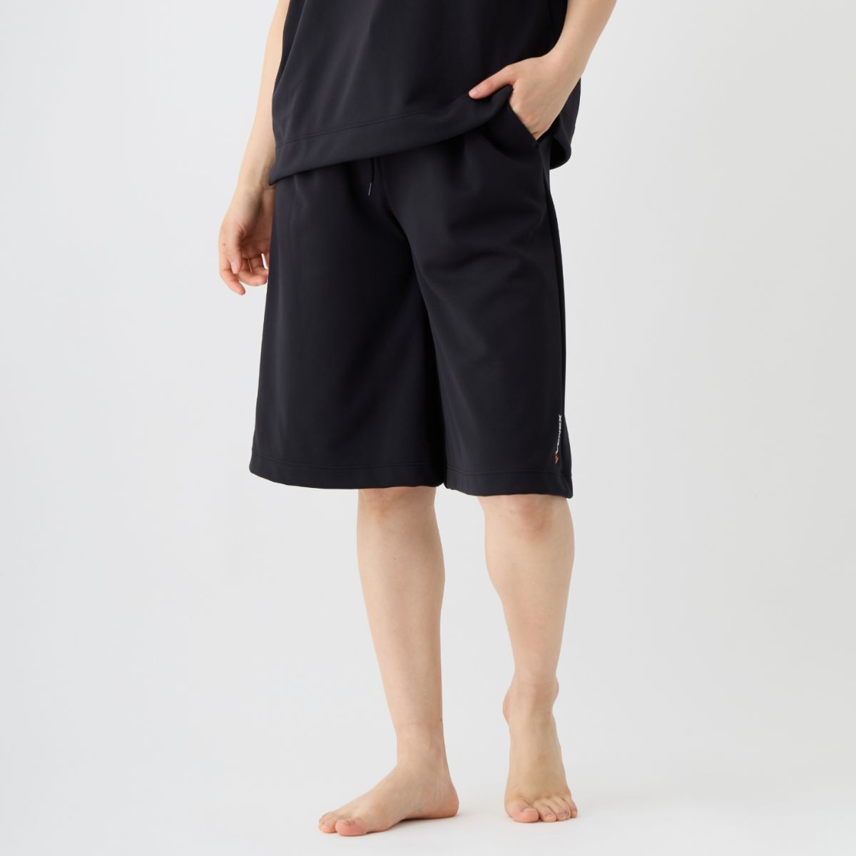 ベネクス リカバリーウェア リカバリームーヴ ≪一般医療機器≫ ハーフパンツ レディース ブラック