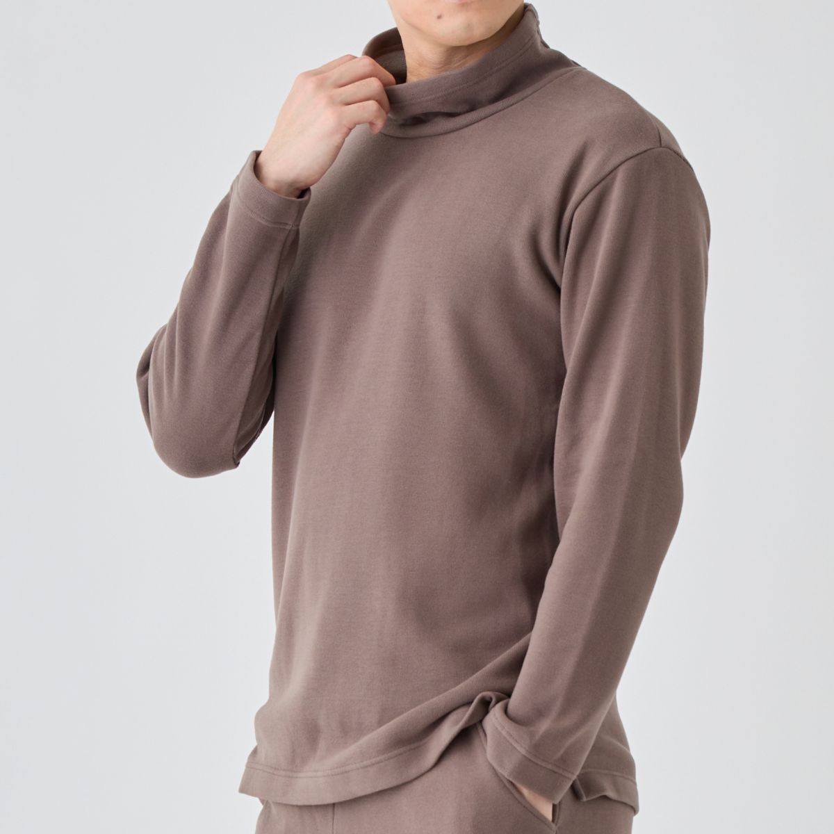 ベネクス リカバリーウェア コンフォートヒート オフタートルネック メンズ モカ