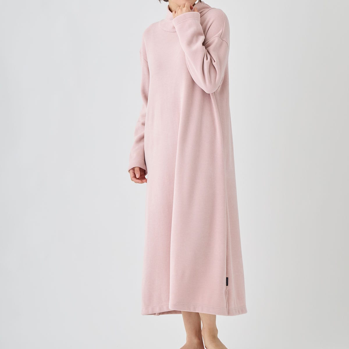 ベネクス リカバリーウェア コンフォートヒート オフタートルネック ワンピース レディース ピンク