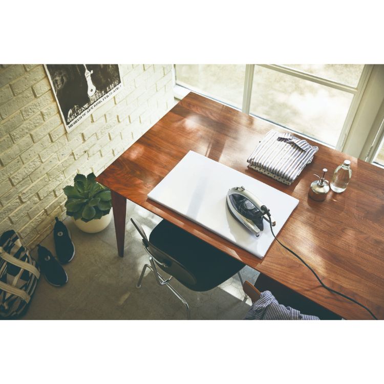 平型アイロン台　タワー　ホワイト