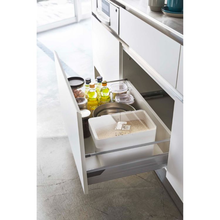 密閉　シンク下米びつ　タワー　５ｋｇ　計量カップ付　ＷＨ