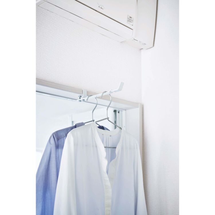ランドリー室内干しハンガー　タワー　ホワイト
