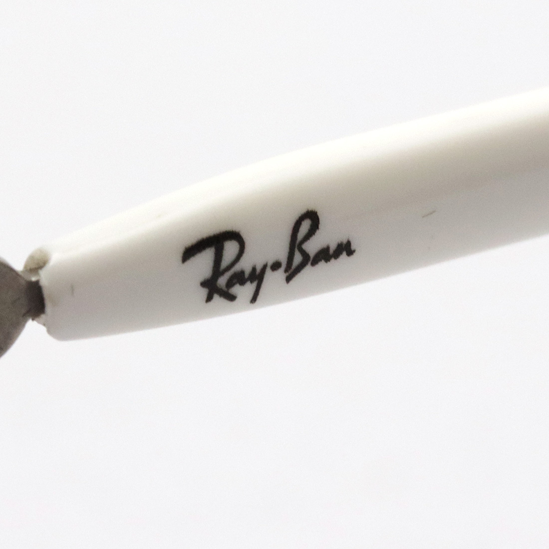 レイバン サングラス Ray-Ban RB8067 15914(57mm ホワイト): GLASS