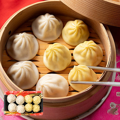 成城石井 【要冷蔵】台湾風小籠包2種盛合わせ(豚・カニ味噌) | D+2 / 消費期限:発送日より2日間