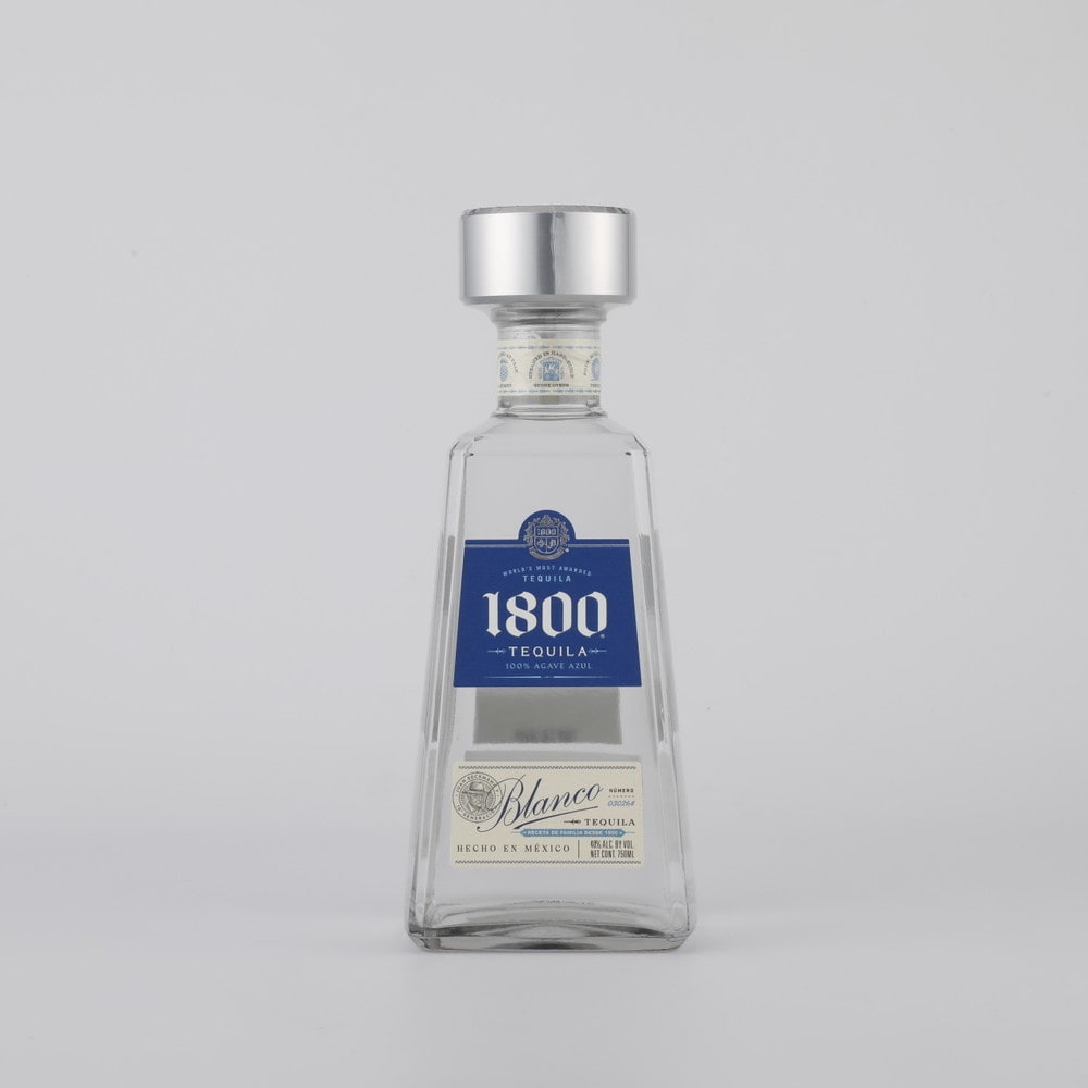 クエルボ1800 シルバー 750ml