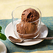 【送料込み】成城石井 くちどけなめらかなチョコレートアイス 110ml×24個  | 沖縄・離島配送不可