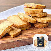 成城石井自家製グラナパダーノチーズクッキープレーン 12枚  | D+2