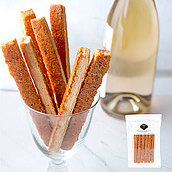 成城石井自家製 グラナパダーノチーズのスティックパイ 12本 | D+2 | 今週のおすすめ