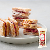 成城石井自家製 発酵バターパイのクリームサンド 3種のミックスベリー 7個 | D+2