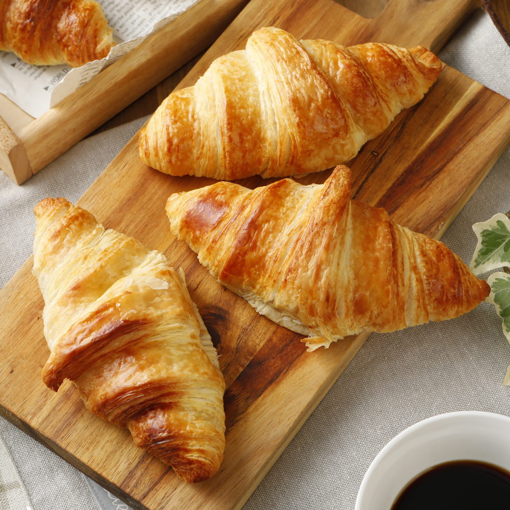 【R】フランス産【冷凍】クロワッサン 約72g×60個 | 個体差があるため数量は目安です