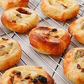 【お取り寄せ】【R】フランス産【冷凍】ミニパンオレザン 約30g×65個