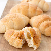 成城石井自家製 バターじゅわっともっちり塩パン 5個 | D+2 / 消費期限：発送日より2日間