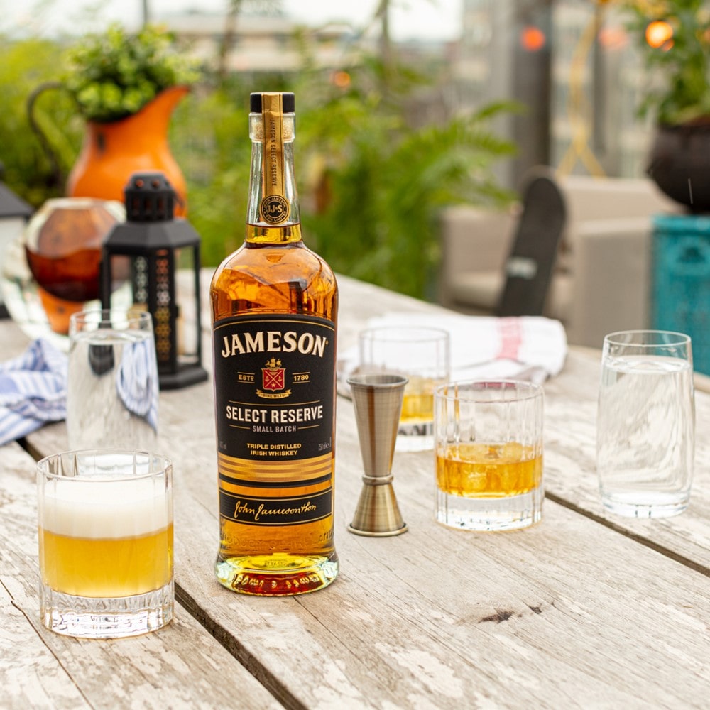 アイリッシュウィスキー ジェムソン ブラックバレル 700ml | ペルノ・リカール正規輸入品