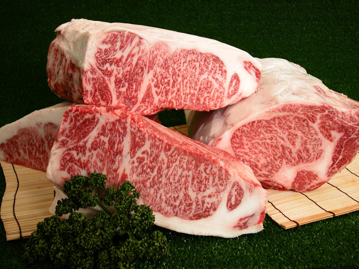 アメリカ便ご搭乗者さま限定!JAL和牛お土産サービス 飛騨牛A5(ロース) ブロック2.2kg 2.2kg