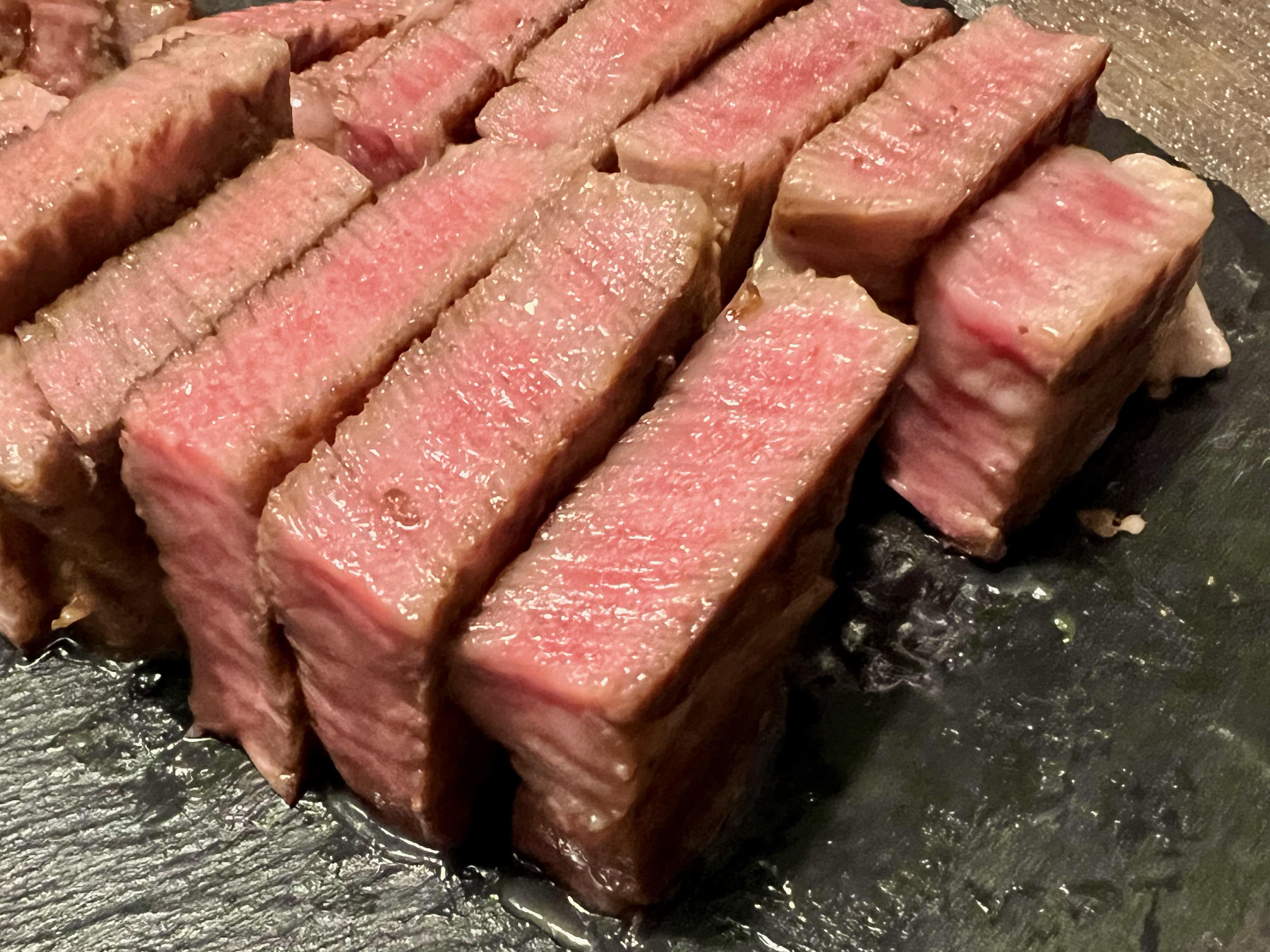 豊作和牛シャトーブリアンステーキ(1パック250g<1枚125g・2枚入>・真空冷凍)数量限定 「豊作ファーム 」産直お取り寄せ シャトーブリアン