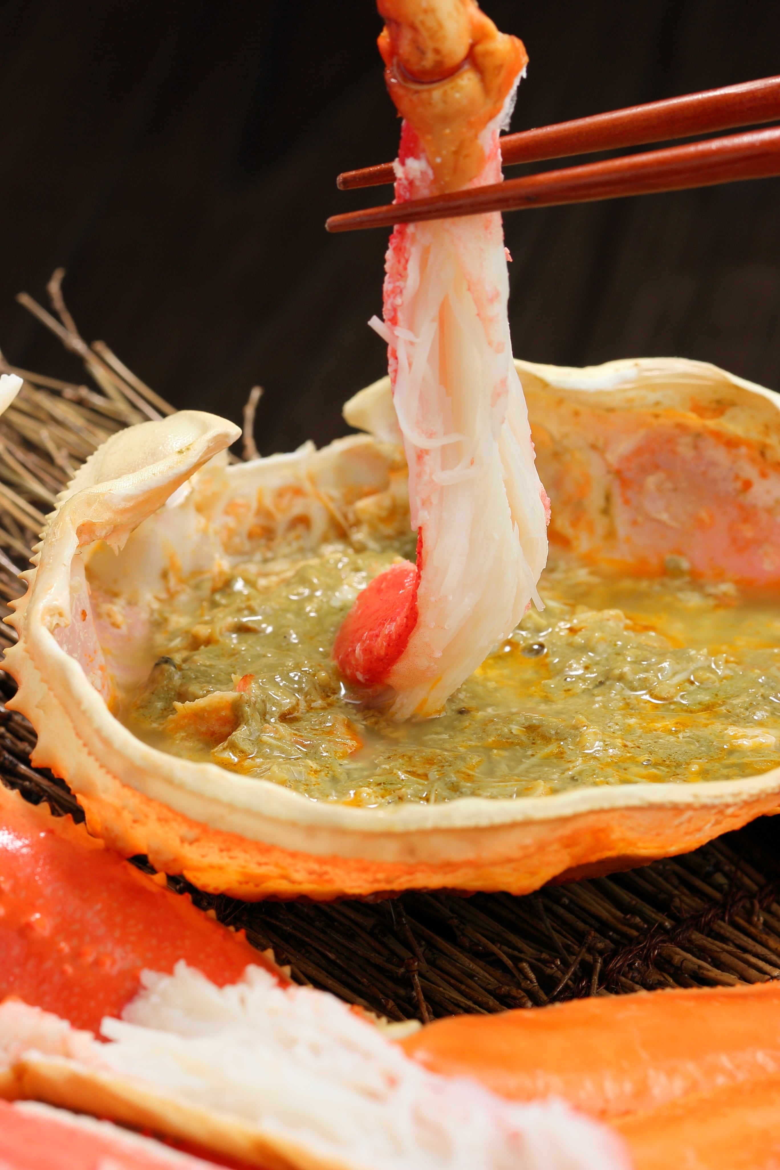 厳選 本ずわい蟹姿 3尾【株式会社ワイエス海商】 宅配 100サイズ