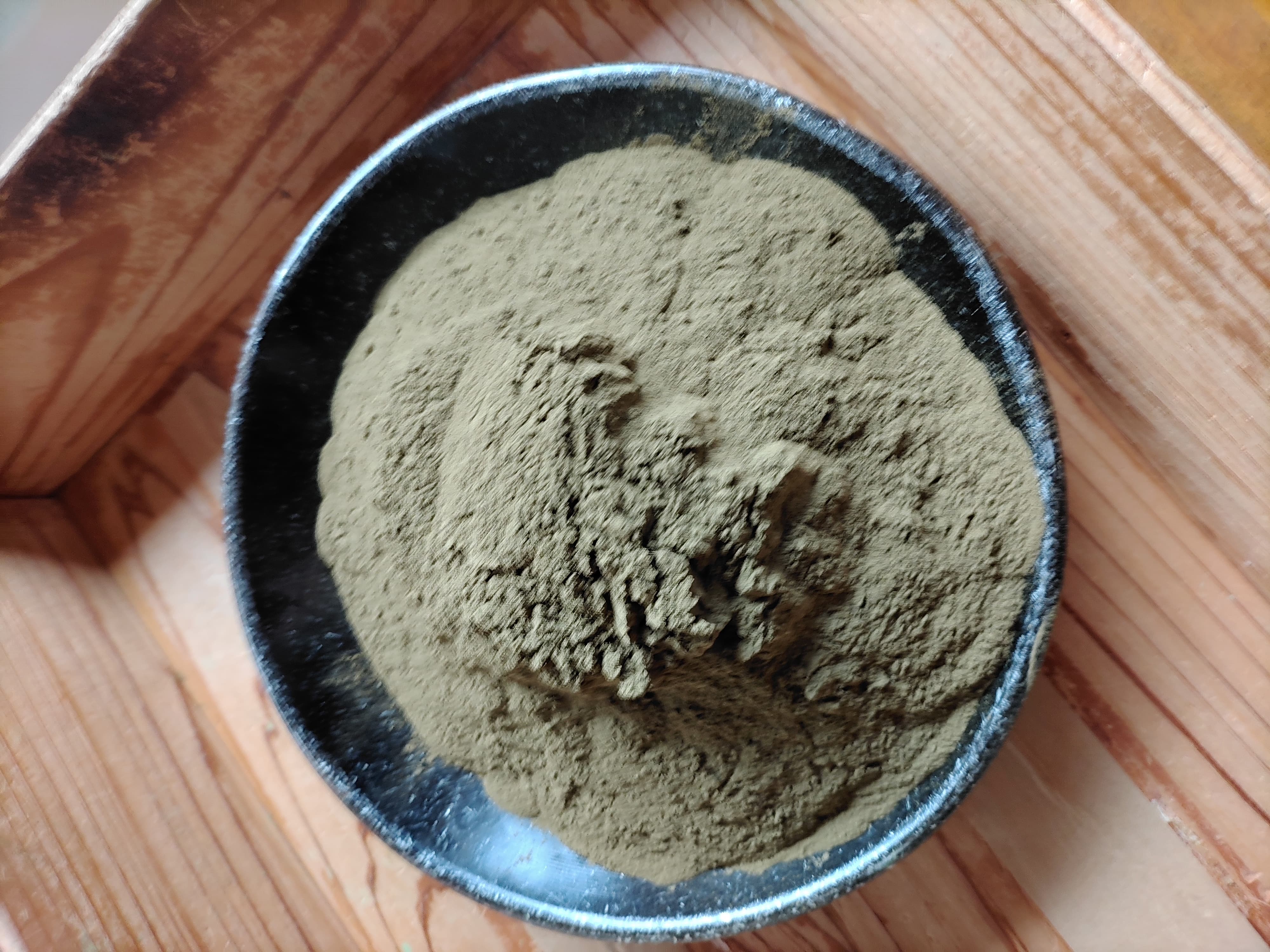 農薬不使用のほうじ茶粉末です。