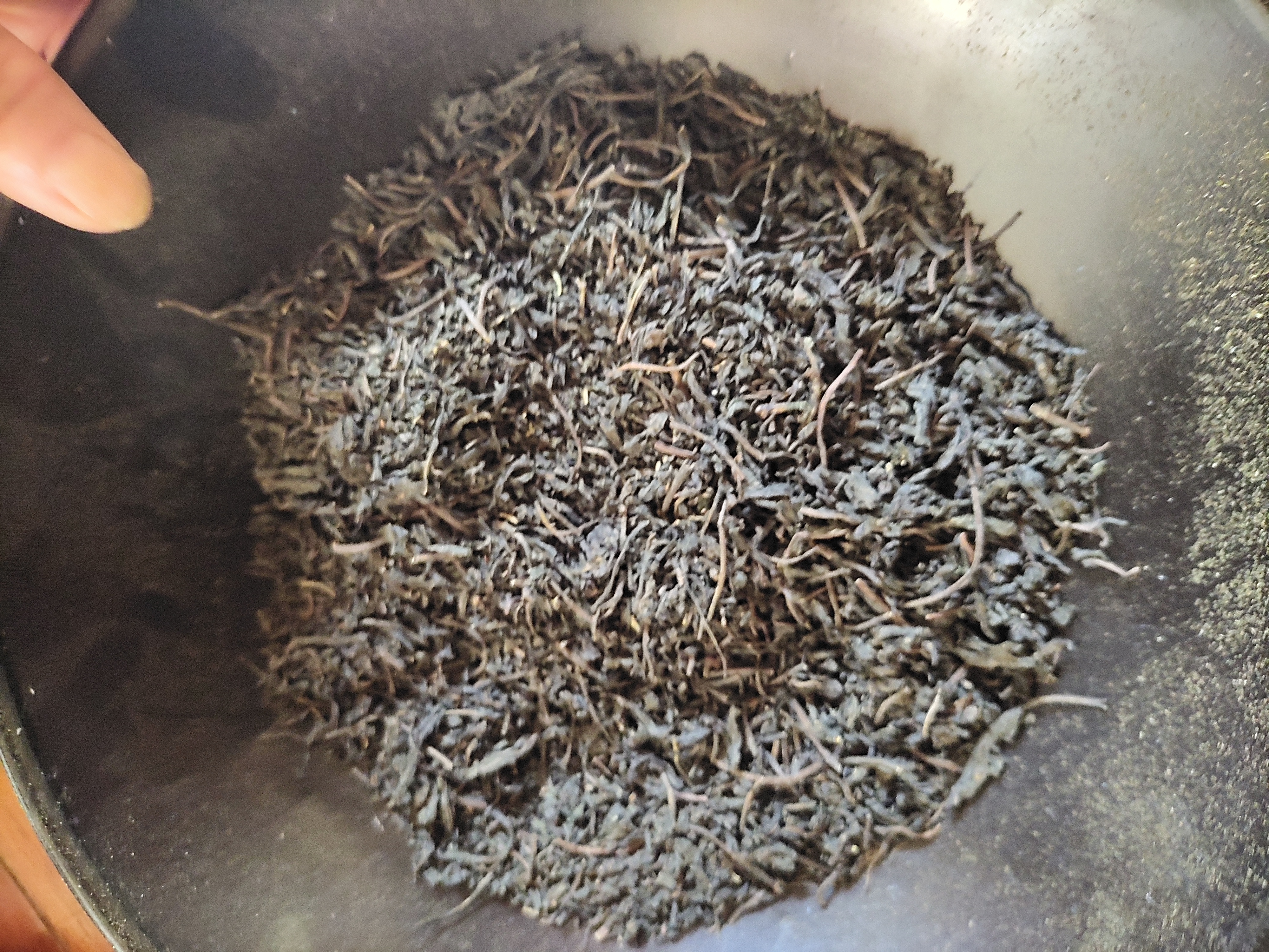 農薬不使用の甘茶です。