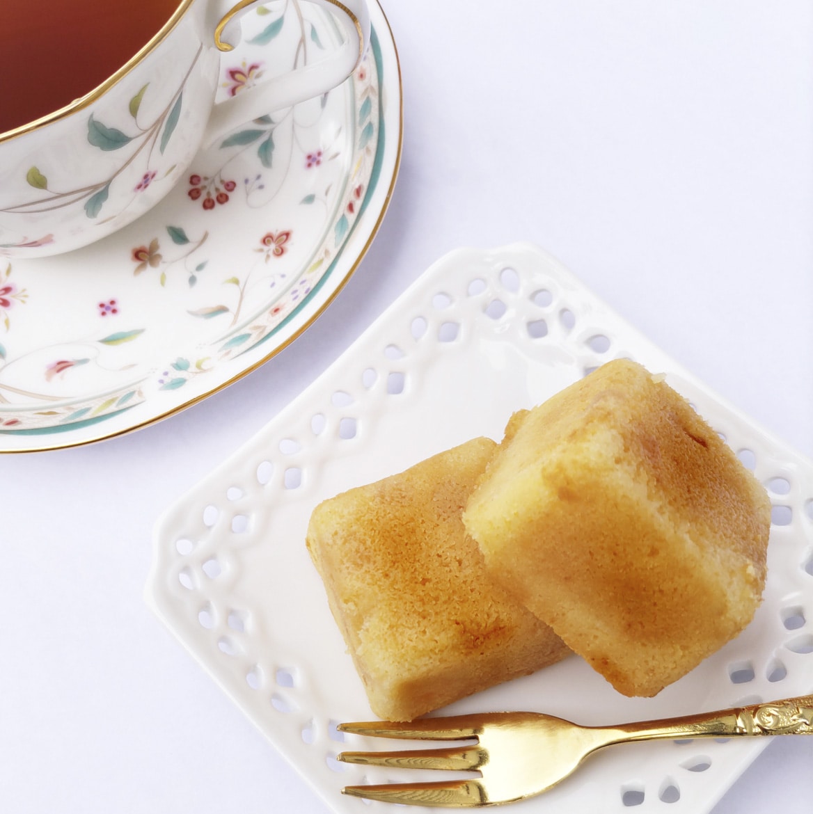 果肉入り青森アップルワインケーキ4個入Cube de Pomme〔タムラファーム株式会社〕 宅配 4個