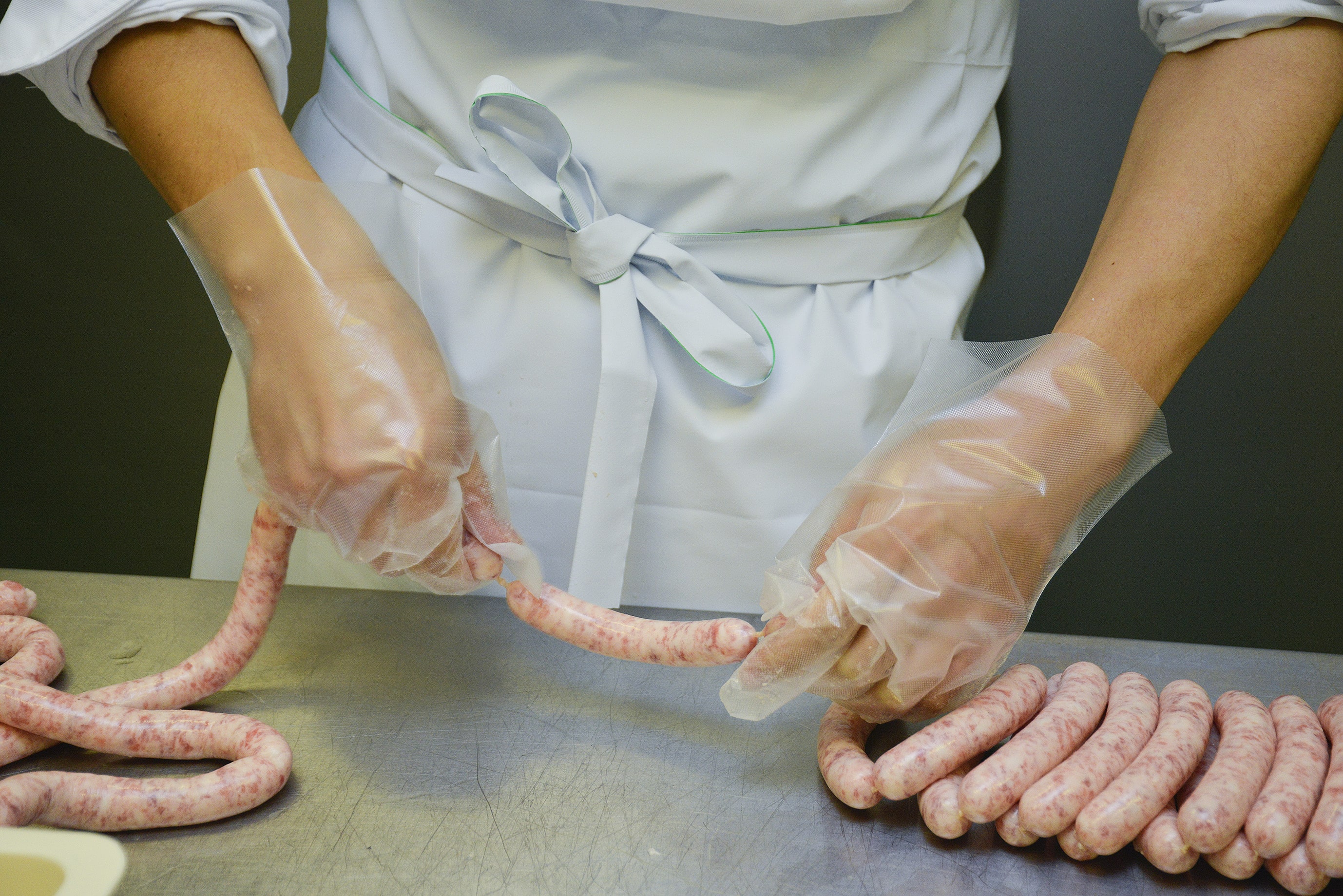 焼くとジューシー、ボイルでスープのダシになる!低添加生ソーセージ5種セット「Gris Hause NAGASE」 宅配