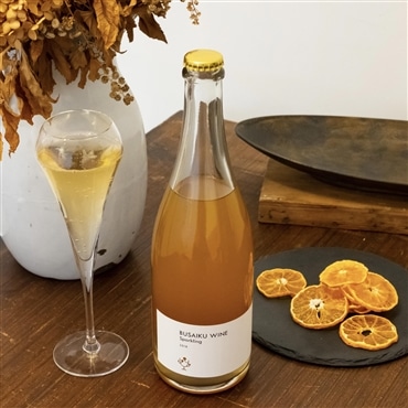 BUSAIKU WINE Sparkling 〔720ml〕みかん100％プレミアムスパークリングみかんワイン 「右田柑橘」