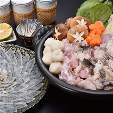 天然ふぐ鍋・とらふぐ刺身セット4-5人前 白子付！　山口ふぐ本舗きらく「有限会社きらく」クリスマスやお正月の特別な日に 産直お取り寄せ