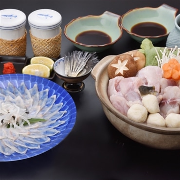 とらふぐコース2人前〔冷凍〕クリスマスやお正月の特別な日に　「山口ふぐ本舗きらく」産直お取り寄せ