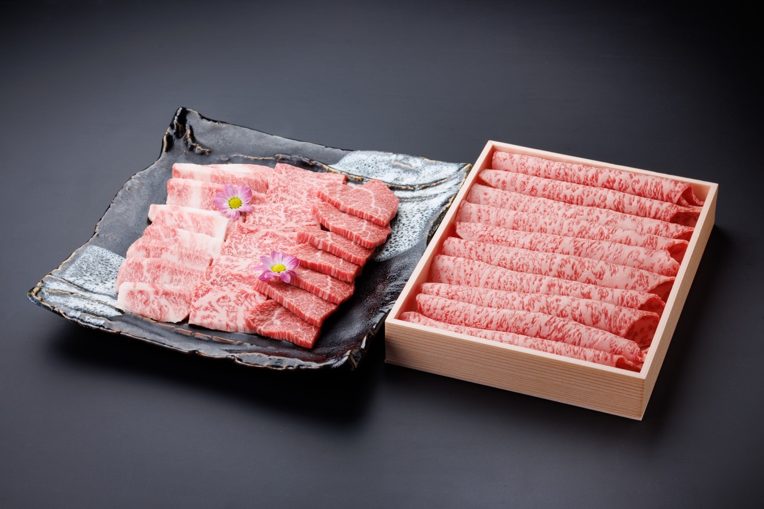 最高級A5ランク神戸牛焼肉・すき焼き・しゃぶしゃぶギフト1㎏送料無料[悠建商事株式会社]