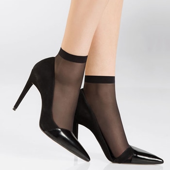 新開発の8デニール糸を使用したストッキング素材のソックス