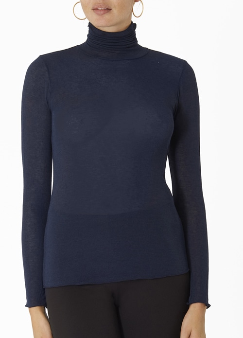 カシミヤ混ハイネックプルオーバー