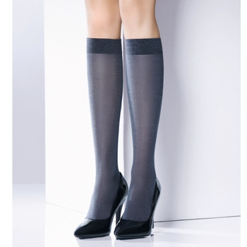 保温性・通気性・吸湿性に優れたコットン混ハイソックス